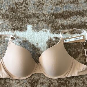 SKIMS Fits Everybody T-shirt Bra